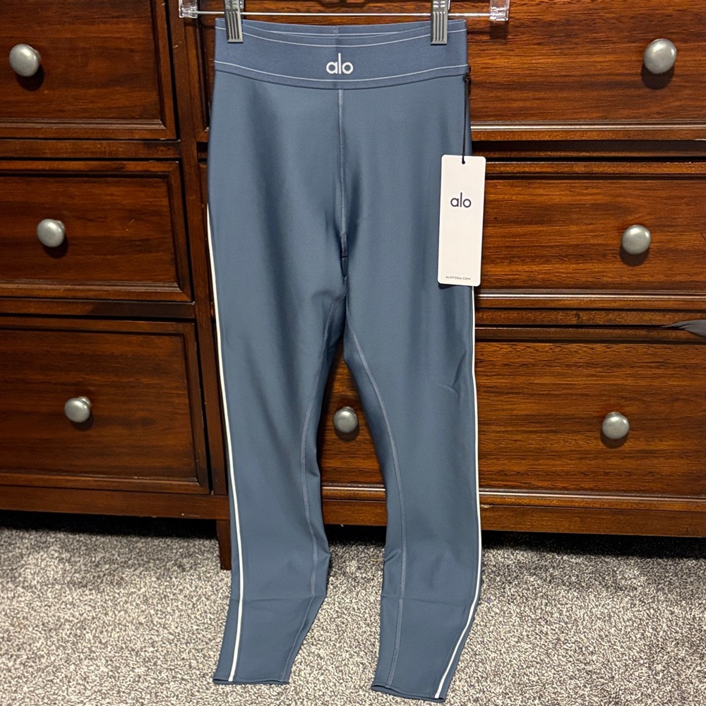 ALO Yoga Airlift High Waist Suit up Leggings